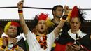 Разследват феновете на Германия за непристойно поведение