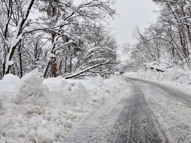Здравното министерство гарантира: Няма неизпълнени адреси заради снега