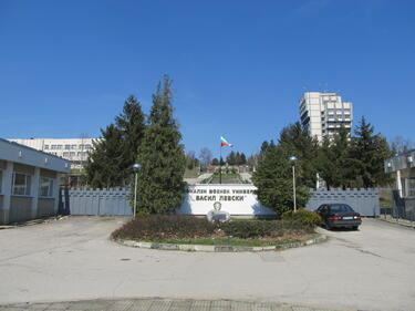 Продават 9 военни имоти - не трябвали повече на армията