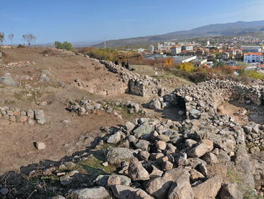Средновековна крепост изникна за два месеца изпод земята в Пещера