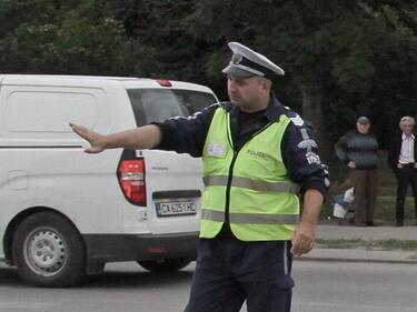 Започват масови проверки на автобусите, превозващи деца 