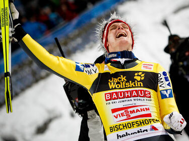Томас Моргенщерн е новият носител на Световна купа в ски-скоковете