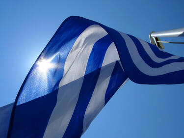 Анализ: Допълнителни 30 млрд. евро ще трябват на Гърция, за да оцелее