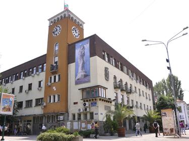 Блокираха сметките на община Хасково