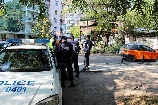 Взривно устройство е избухнало пред ресторант "Кошарите" в София
