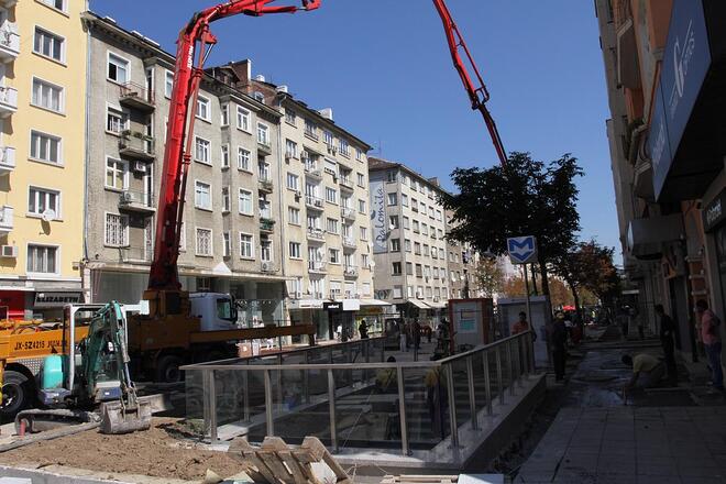 Приключва ремонтът на подлеза на НДК