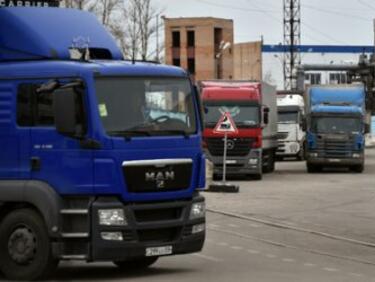Служебният кабинет пуска жалба срещу ЕС за дискриминация на българските превозвачи 