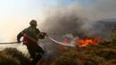 Пожари бушуват в покрайнините на Атина