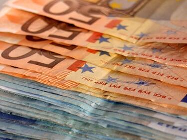 Германия отново сменя курса по отношение на помощния фонд за еврозоната