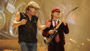 AC/DC с нов концертен албум през пролетта