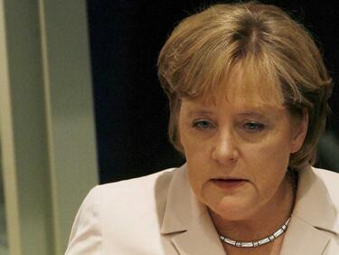 „Билд“: 1/10 от съратниците на Меркел преминаха в антибежанската партия AfD