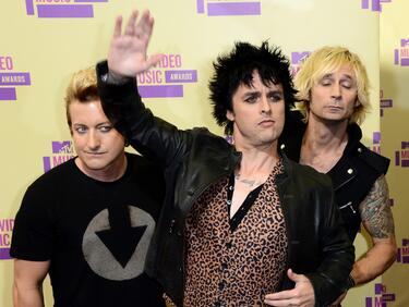 Вокалистът на Green Day влезе в клиника