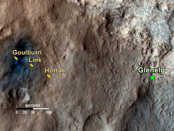 На тази карта се вижда пътят, който Curiosity ще измине в кратера Гейл. Крайната цел е местността Гленелг, където се намират три итнересни за изследване местности.