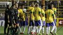Проблеми с осветлението провалиха мач между Аржентина и Бразилия