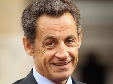 Саркози ще се кандидатира пак за президент през 2017