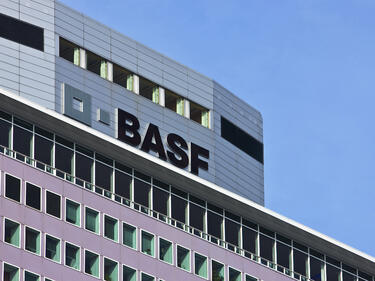 Три пъти по-голяма печалба за BASF