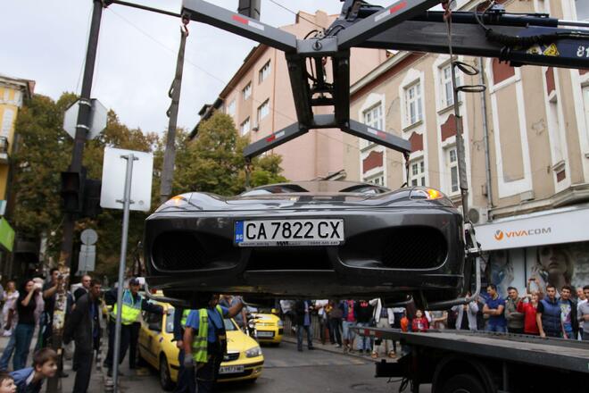 Ferrari или не, "паякът" не подминава