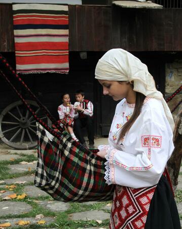 Боженци възродиха стар обичай 