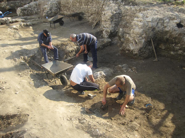 Макар че са в начална фаза, археологическите проучвания в Несебър  откриха следи от всички периоди от съществуването на многовековния град