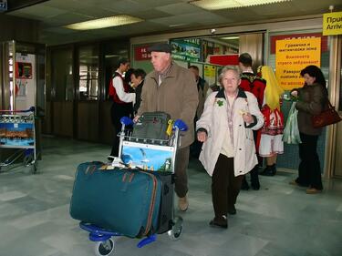 Увеличават се пътуванията на българи в чужбина в началото на 2011 година