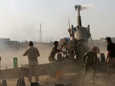 Битката за Мосул е тежка! Джихадистите залагат „живи бомби“ пред иракската армия