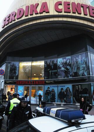 Вчера (25 ноември) отново имаше сигнал за бомба в мол "Сердика”, който се оказа фалшив