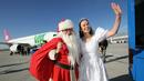 Дядо Коледа пристигна със самолет във Варна