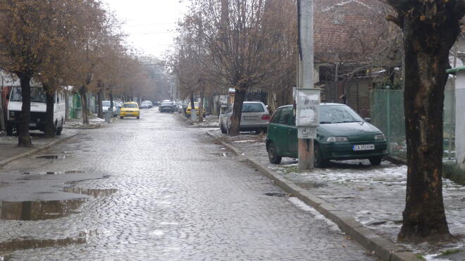 Тротоарирте се използват активно като паркинг