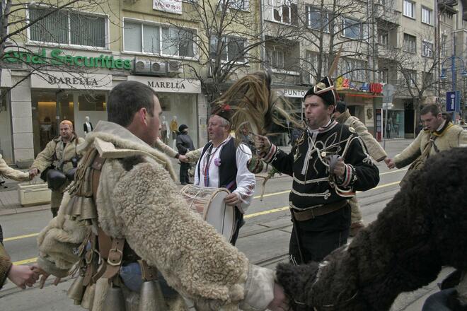 Кукери гониха злите сили в центъра на София 