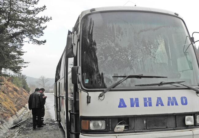 Автобус се запали край Разлог