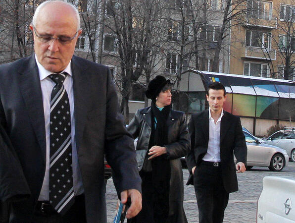 Синът на Доган