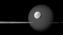 Ерозията "подмладява" Титан
