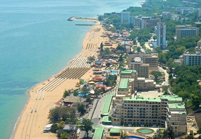Черноморските общини против въвеждането на данък туризъм
