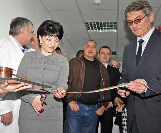 Новият циклотрон във Варна - миниядрена централа