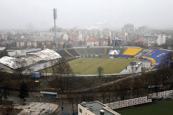 Панорамна гледка над последствията от взрива....