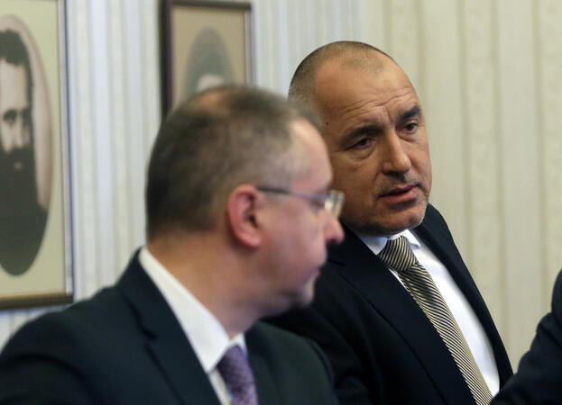 Премиерът Бойко Борисов и лидерът на БСП Сергей Станишев