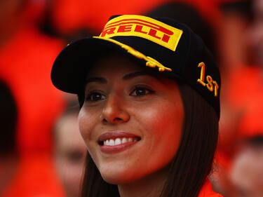 Най-красивата жена във Формула 1 