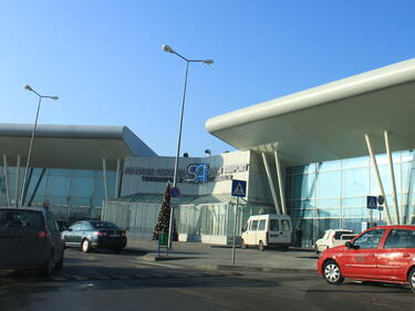 По-малко полети, но повече пътници отчита летище "София"