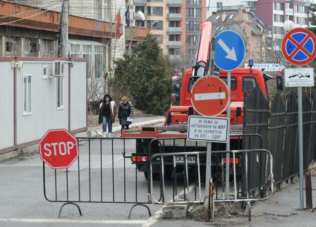Ченгета нахлуха в столичния КАТ