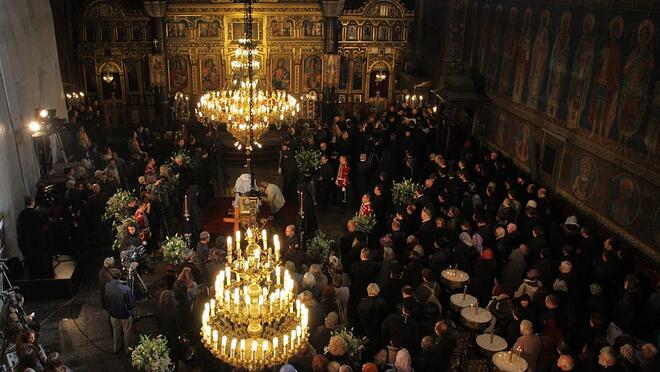 Ясни са тримата митрополити, кандидати за нов патриарх