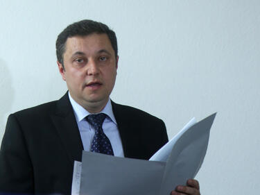 Янев занесе в прокуратурата документи за енергийната мафия