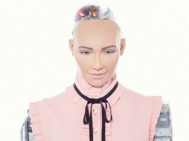 Първият хуманоиден робот кани световните лидери да посетят София - Дигиталната Столица