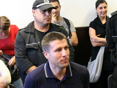 Арестуваха български футболен съдия