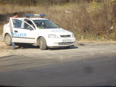 Пиян шофьор се натресе в патрулка