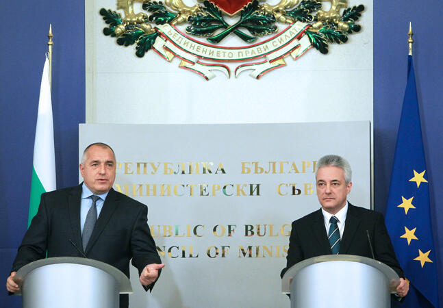 Бойко Борисов предаде властта на Марин Райков