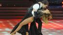 Море от плът и бедра безкрай на дансинга на Dancing Stars
