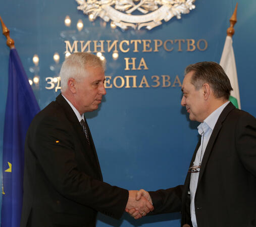 Проф. Николай Петров и д-р Цветан Райчинов