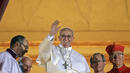 Папата е папа, дори с половин бял дроб
