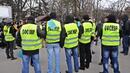 <p>Около 100 души от различните служби на МВР и  дирекция "Изтърпяване на наказанията" се събраха в столичния парк  "Заимов" на открито събрание.</p>