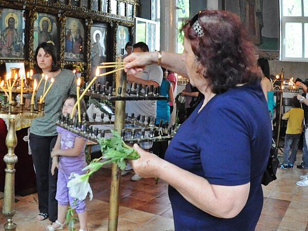 Църквите по-пълни на Цветница, отколкото на Великден